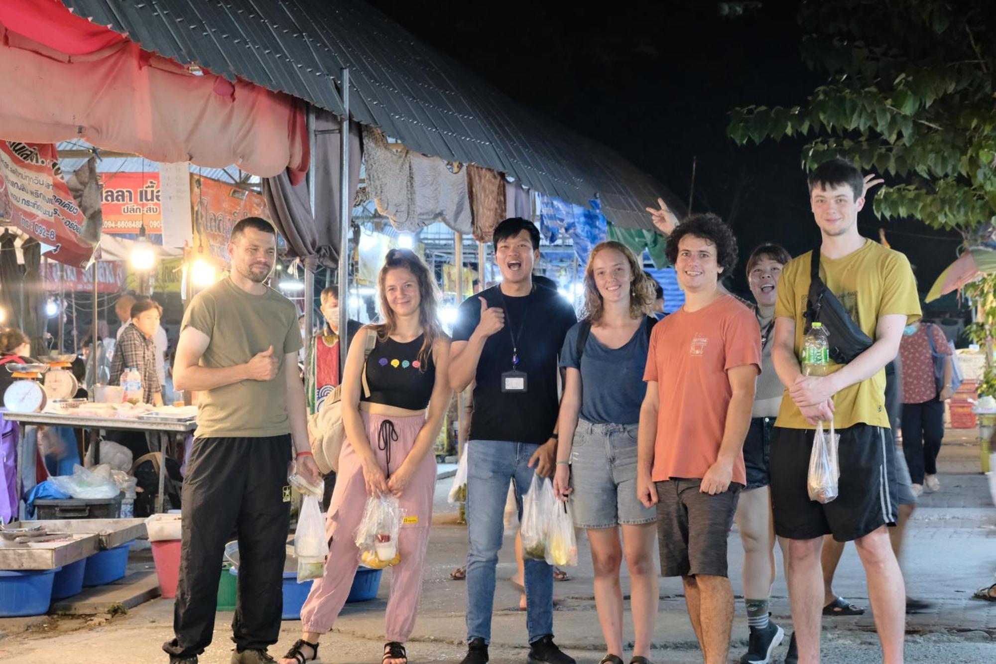Wayha Hostel Don Mueang Airport Bangkok Bagian luar foto