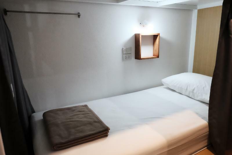 Wayha Hostel Don Mueang Airport Bangkok Bagian luar foto